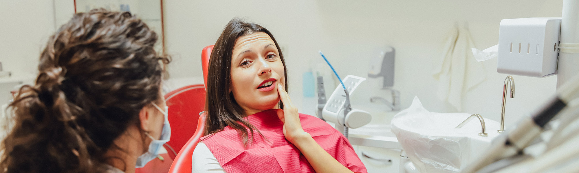 Managing Summer Orthodontic Emergencies in Long Beach